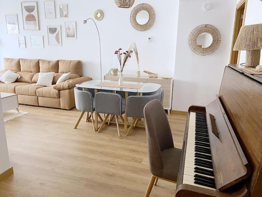 Casa Del Mar Luxury. Primera Linea De Playa Almería Eksteriør bilde